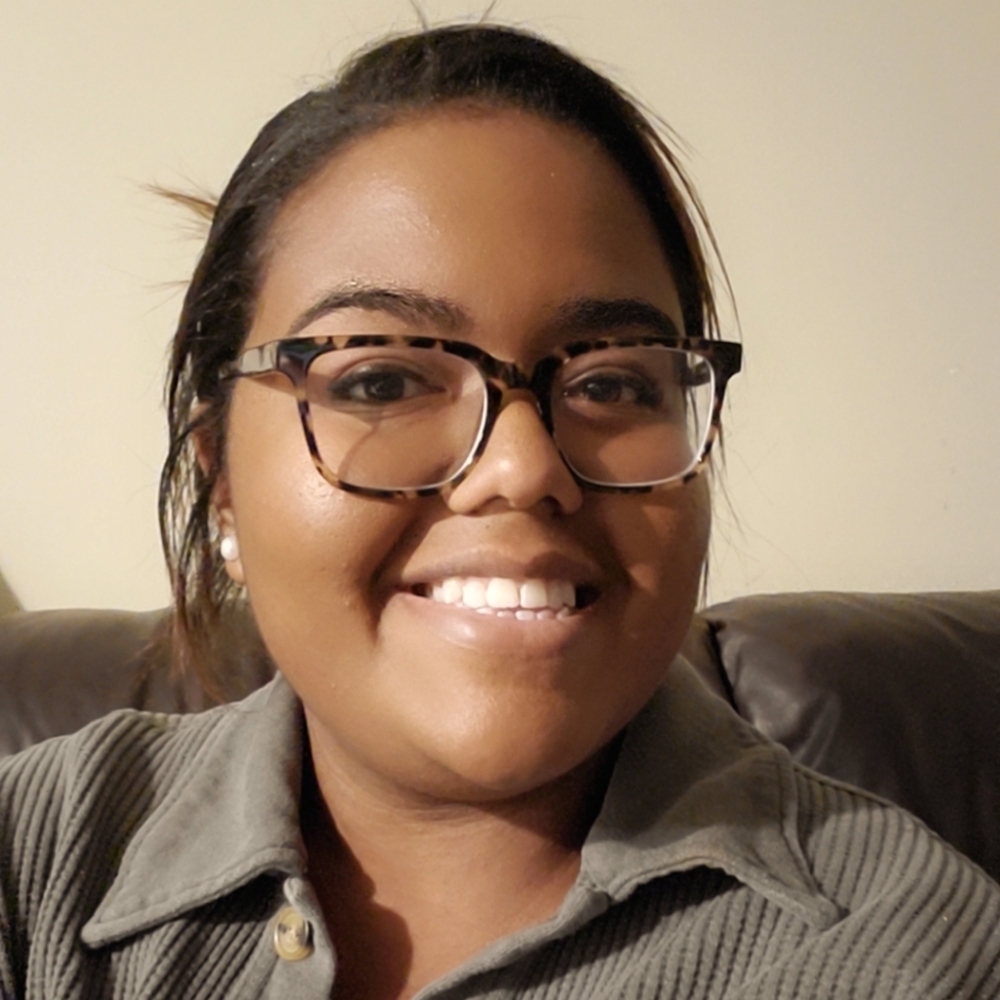 Meet your Posher, Ny'asia